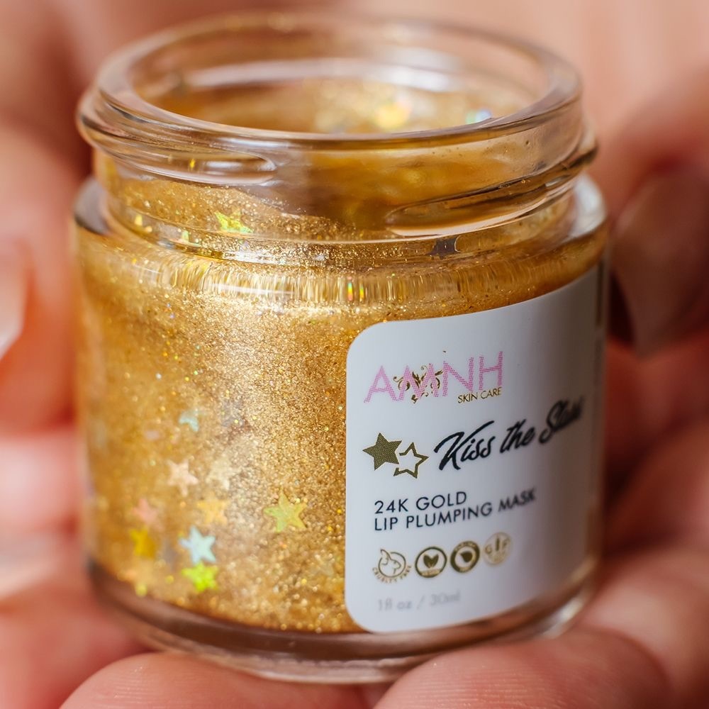 AMNH 24 karat gold lip plumping mask